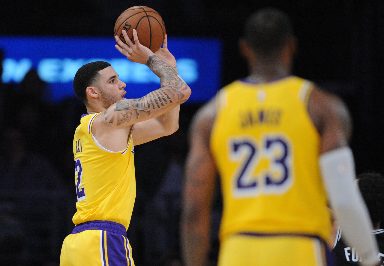 英雄联盟-关于洛杉矶湖人内部会议纪要流出——转会期绝杀压哨；意甲使命明确；年轻球员得到机会的信息