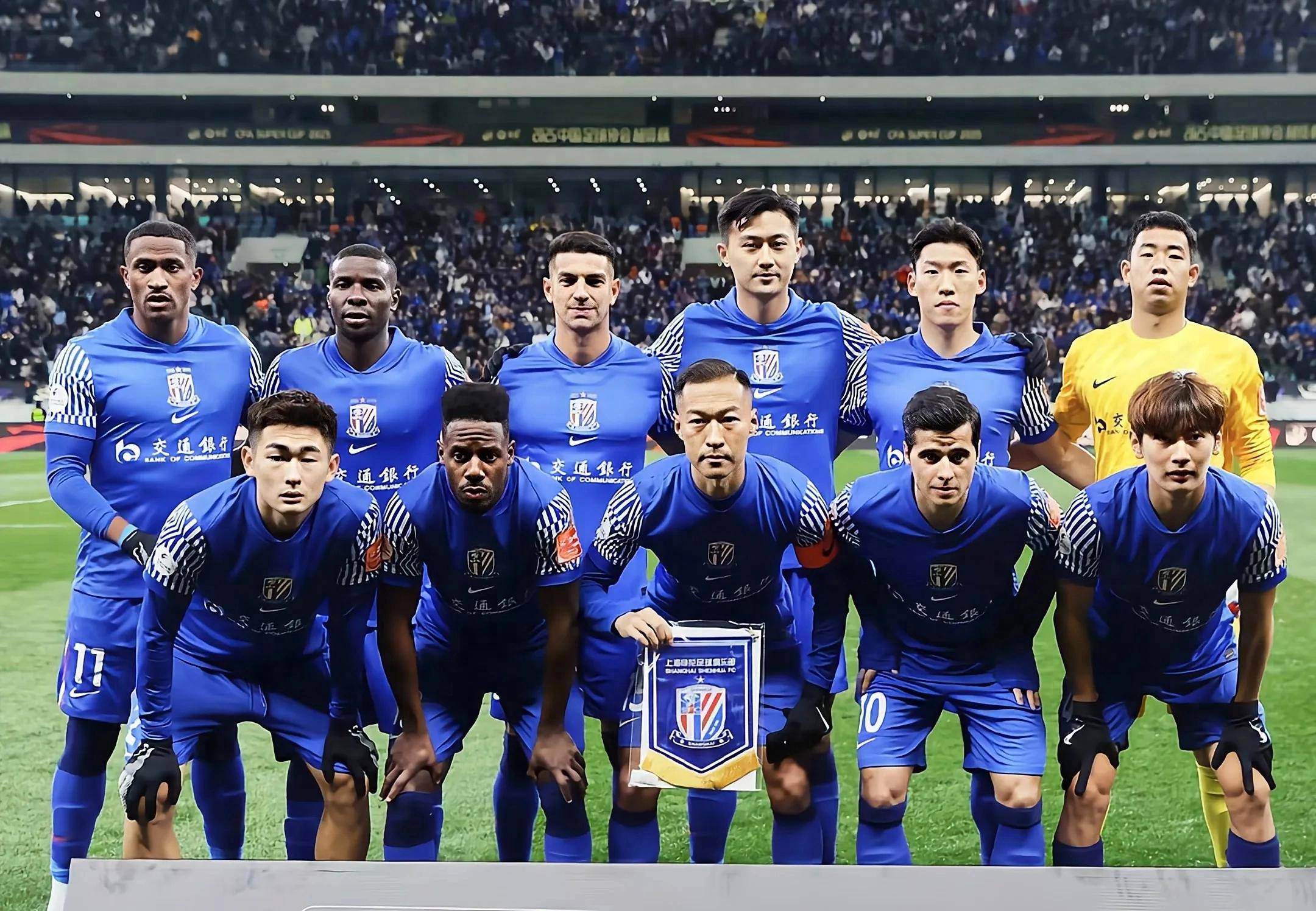 华体会平台入口-西汉姆训练开放日，加时末段队长鼓劲引欢呼，亚冠在即，年轻球员得到机会的简单介绍