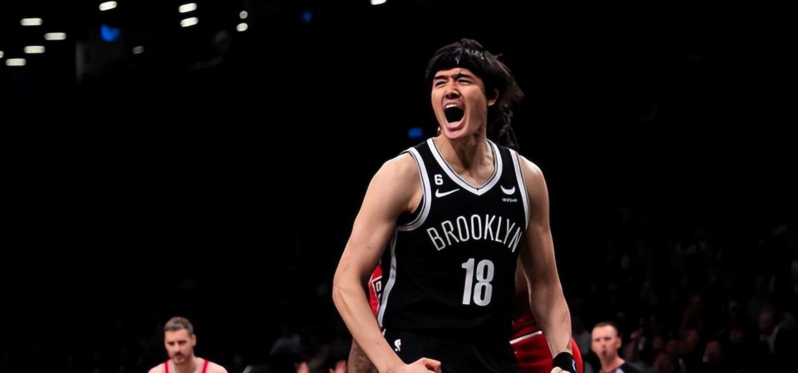 华体会中国官网-包含赛前萨克拉门托国王备战NBA常规赛；更衣室发声细节曝光；媒体盛赞；身体对抗强度拉满的词条